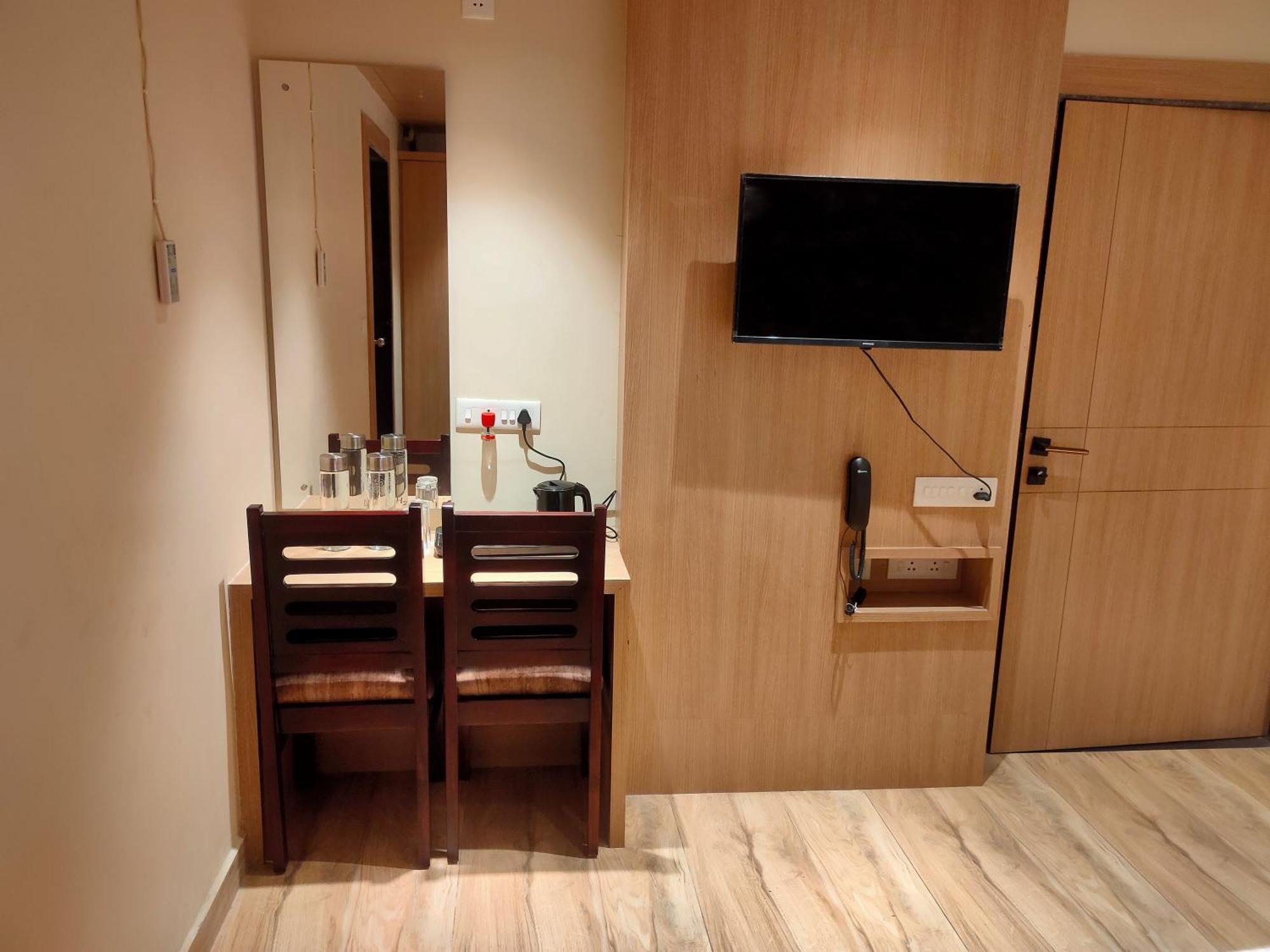 Hotel Mellow Mood Bhubaneswar Exterior photo